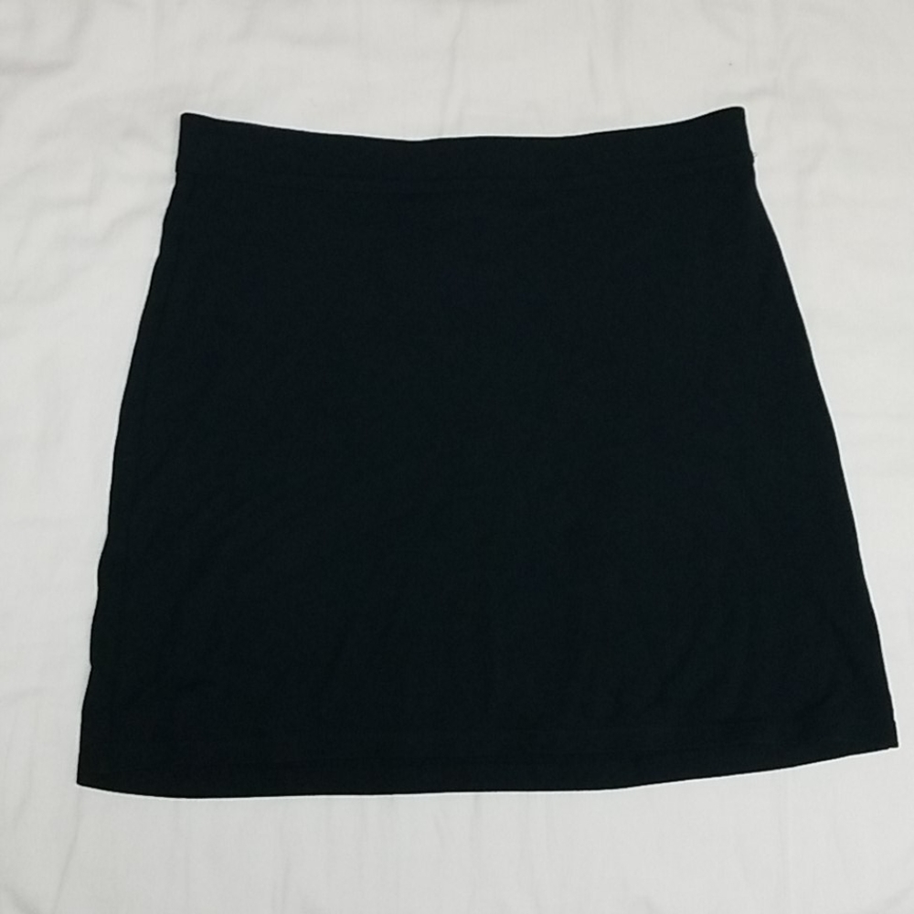 Black skirt